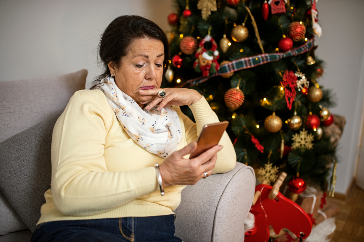 How To Manage Loneliness During the Holidays | Dana Group How To Manage Loneliness During the Holidays | Dana Group